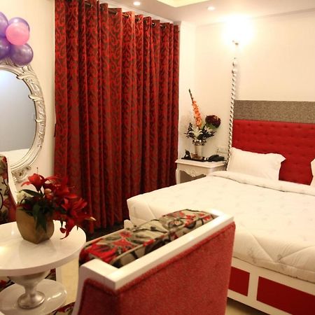 Hotel Dev Residency Vrindāvan 외부 사진