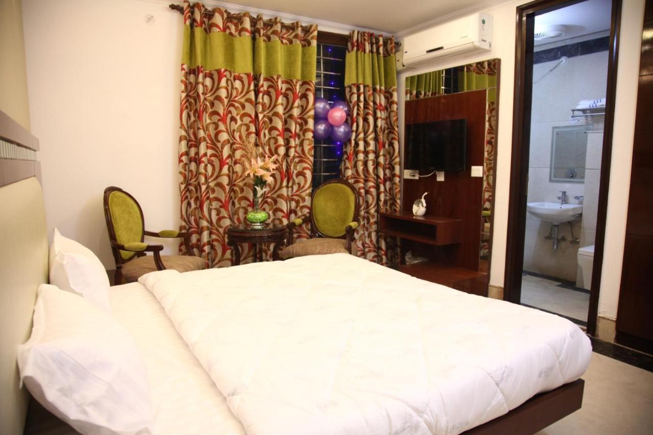 Hotel Dev Residency Vrindāvan 외부 사진