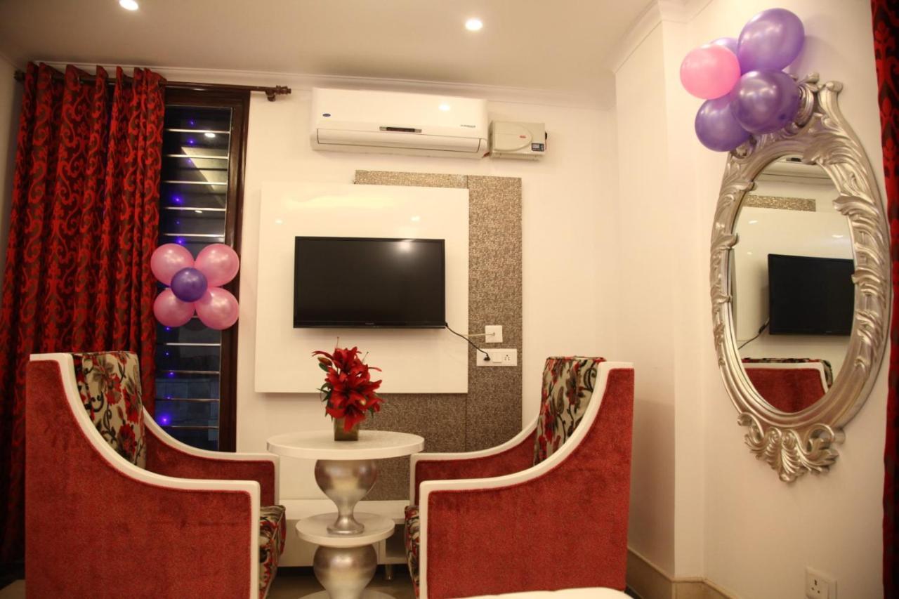 Hotel Dev Residency Vrindāvan 외부 사진